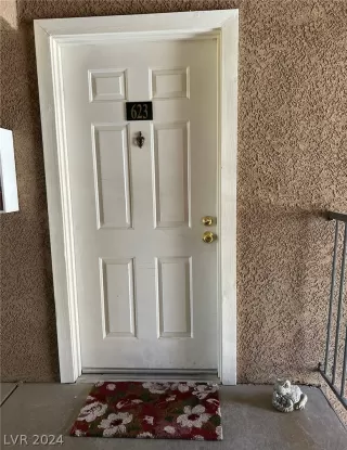 Photo #1: 2599696 Listing 