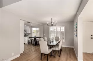 Photo #3: 2599715 Listing 