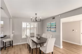 Photo #4: 2599715 Listing 