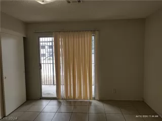 Photo #6: 2599758 Listing 