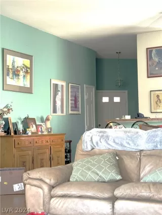 Photo #5: 2599765 Listing 