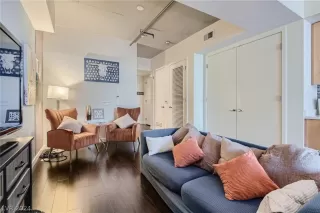 Photo #6: 2599791 Listing 