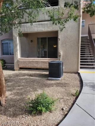 Photo #1: 2599868 Listing