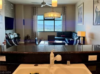 Photo #2: 2599876 Listing 