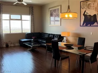 Photo #3: 2599876 Listing 