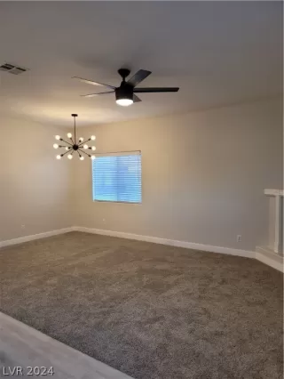 Photo #2: 2599899 Listing