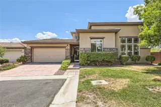 Photo #1: 2599905 Listing