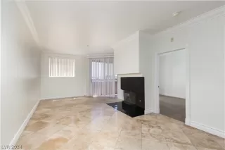 Photo #6: 2599939 Listing