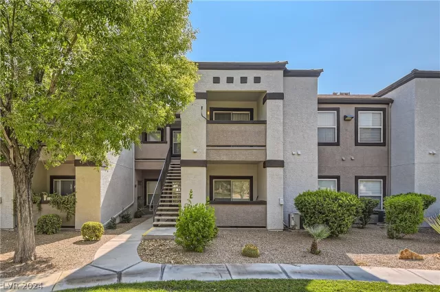 MLS: 2599980 Condo For Sale