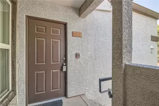 Photo #3: 2599980 Listing 