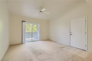 Photo #5: 2599980 Listing 