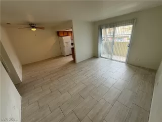 Photo #2: 2600025 Listing 