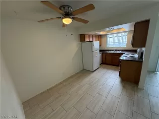 Photo #3: 2600025 Listing 