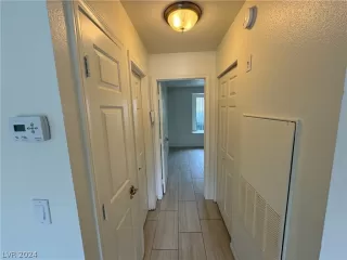 Photo #5: 2600025 Listing 