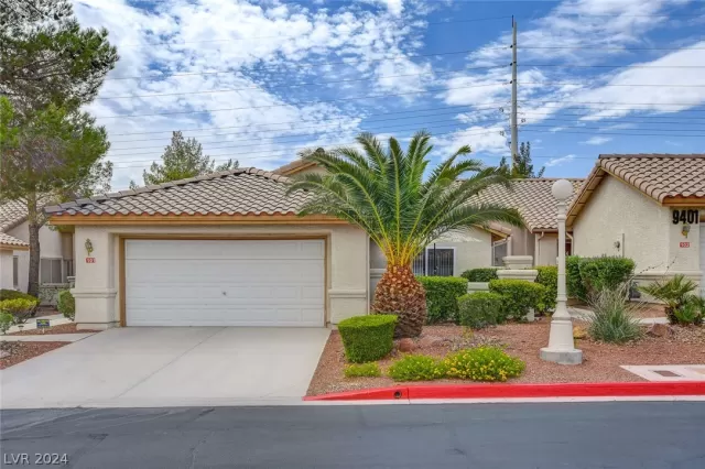 MLS: 2600027 Condo For Sale