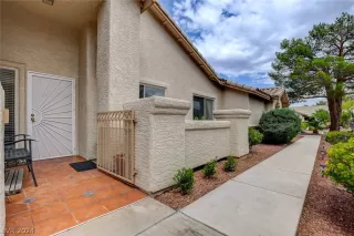 Photo #4: 2600027 Listing