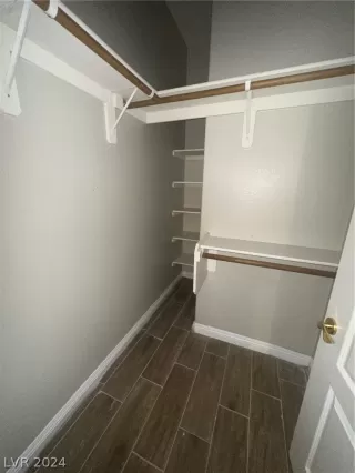 Photo #6: 2600053 Listing 
