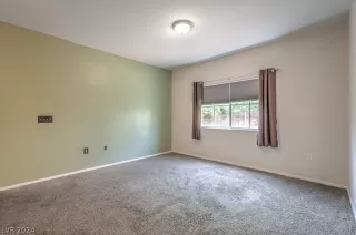 Photo #3: 2600069 Listing 