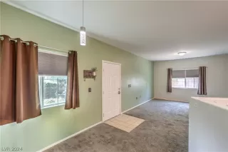 Photo #6: 2600069 Listing 