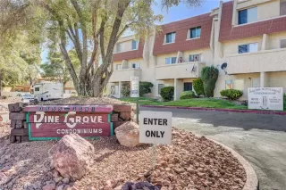 Photo #2: 2600076 Listing