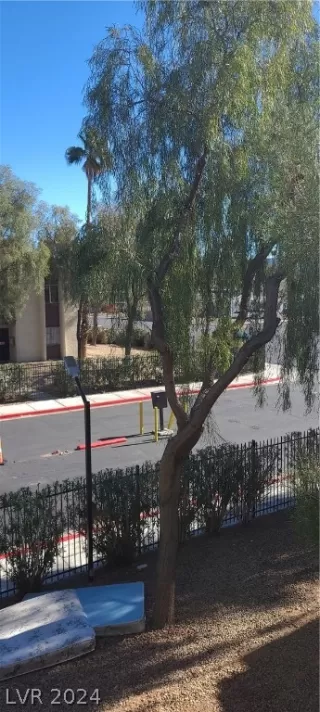 Photo #1: 2600110 Listing