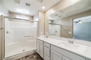 Photo #6: 2600122 Listing 