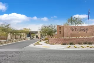 Photo #2: 2600171 Listing 