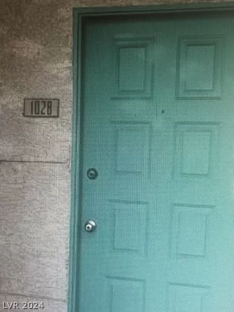 MLS: 2600176 Condo For Sale