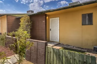 Photo #4: 2600203 Listing