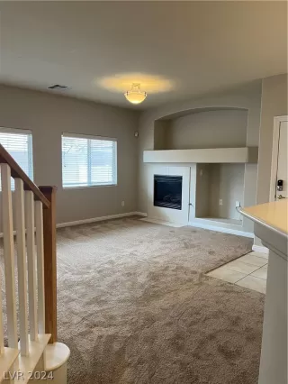 Photo #1: 2600210 Listing 