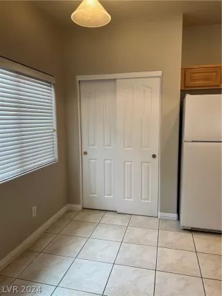 Photo #3: 2600210 Listing 