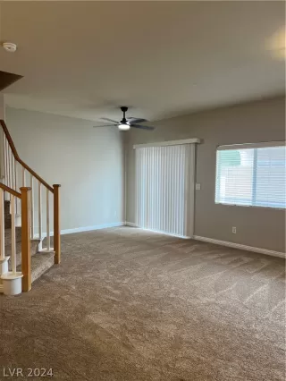 Photo #4: 2600210 Listing 