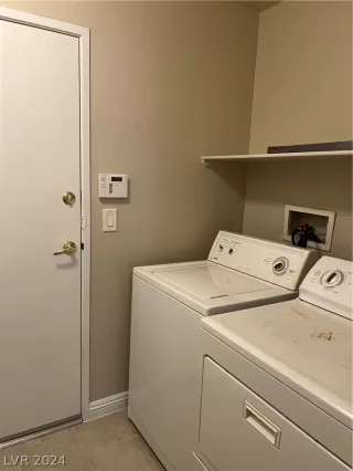Photo #5: 2600210 Listing 