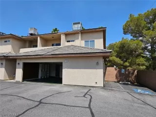 Photo #5: 2600212 Listing 