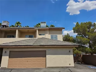 Photo #6: 2600212 Listing 