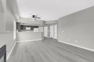 Photo #4: 2600213 Listing 