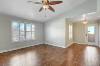 Photo #1: 2600249 Listing 