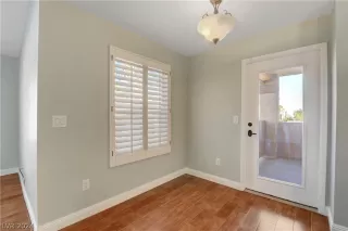 Photo #5: 2600249 Listing 