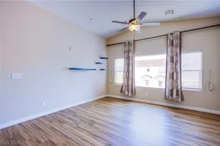 Photo #5: 2600256 Listing 