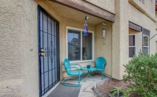 Photo #1: 2600277 Listing 