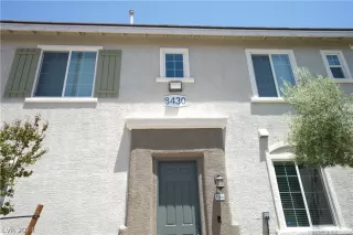 Photo #1: 2600282 Listing 