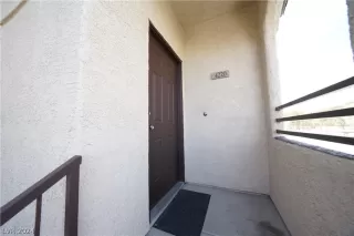 Photo #2: 2600284 Listing 