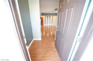 Photo #4: 2600284 Listing 