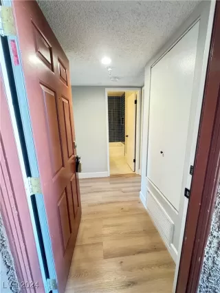 Photo #3: 2600286 Listing 