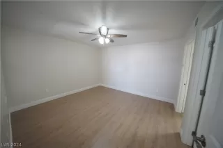 Photo #5: 2600289 Listing 