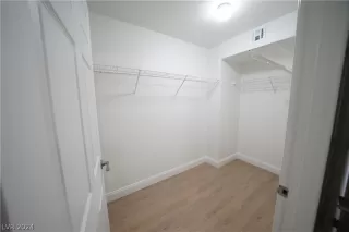 Photo #6: 2600289 Listing 