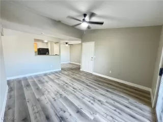 Photo #6: 2600290 Listing 