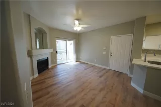 Photo #6: 2600292 Listing 