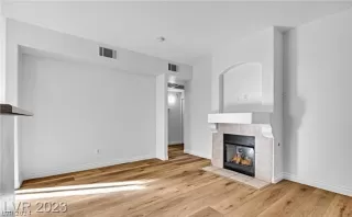 Photo #1: 2600356 Listing 