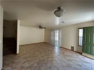 Photo #3: 2600362 Listing 